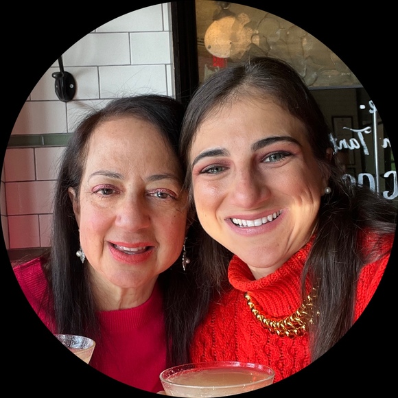 Meet your Posher, Julia - Picture 1 of 1